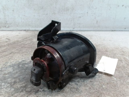 PHARE ANTIBROUILLARD AVANT GAUCHE TOYOTA AVENSIS 2003-