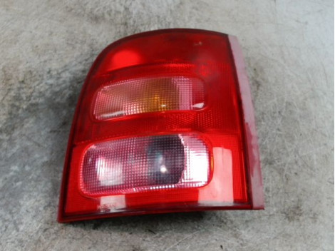 FEU ARRIERE DROIT NISSAN MICRA 2000-2003