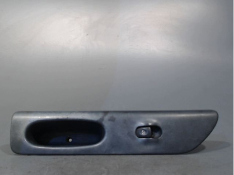 COMMANDE LEVE-GLACE PORTE AVD RENAULT LAGUNA 98-2000