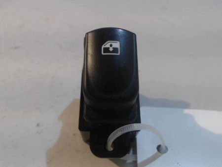 COMMANDE LEVE-GLACE PORTE AVD HYUNDAI I20