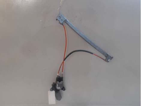 MECANISME+MOTEUR LEVE-GLACE AVANT DROIT PEUGEOT 106 96-2003