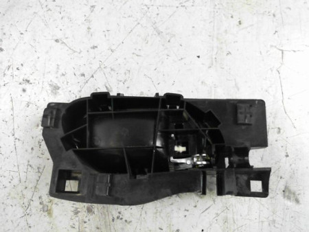 POIGNEE INTERIEURE PORTE AVANT GAUCHE PEUGEOT 3008 2009-