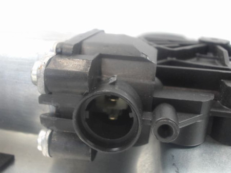 MECANISME+MOTEUR LEVE-GLACE AVANT DROIT NISSAN QHASQAI 2007-