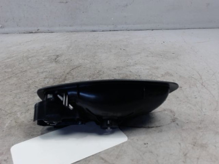 POIGNEE INTERIEURE PORTE ARRIERE DROIT RENAULT SCENIC III 2009-