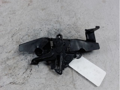 SERRURE CAPOT TOYOTA COROLLA VERSO 2007-