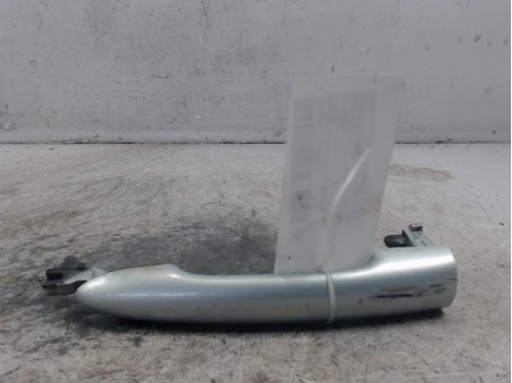 POIGNEE EXTERIEURE PORTE AVANT DROIT RENAULT LAGUNA II ESTATE 00-05