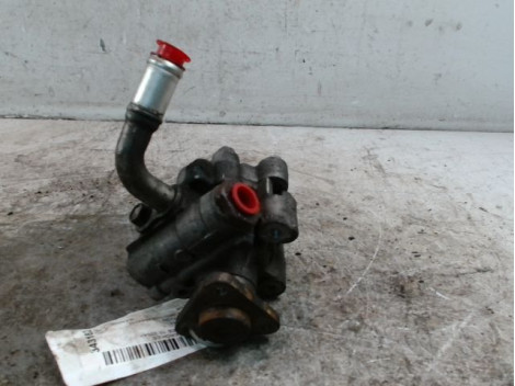 POMPE DIRECTION ASSISTEE JEEP CHEROKEE 2004-