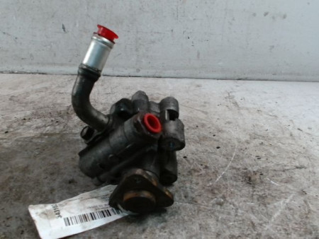 POMPE DIRECTION ASSISTEE JEEP CHEROKEE 2004-