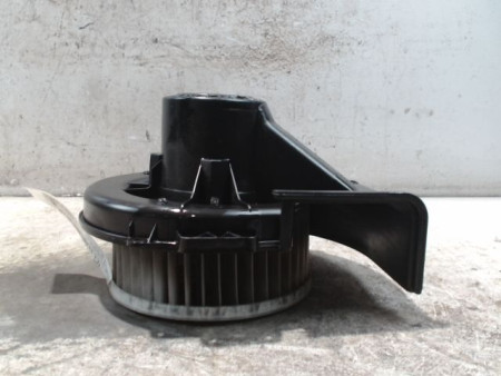 MOTEUR VENTILATEUR CHAUFFAGE VOLKSWAGEN POLO 2009-