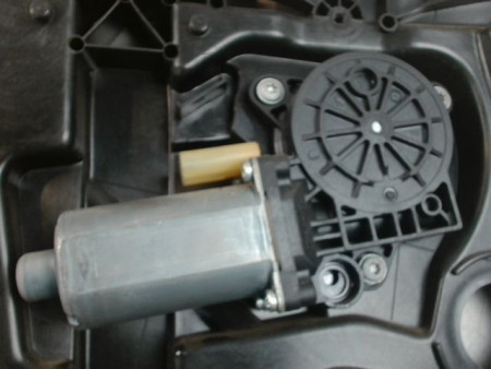 MECANISME+MOTEUR LEVE-GLACE AVANT GAUCHE FORD FUSION 2005-