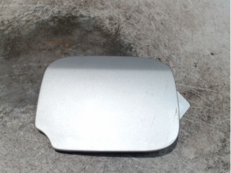 VOLET DE TRAPPE CARBURANT DACIA SANDERO 2008-